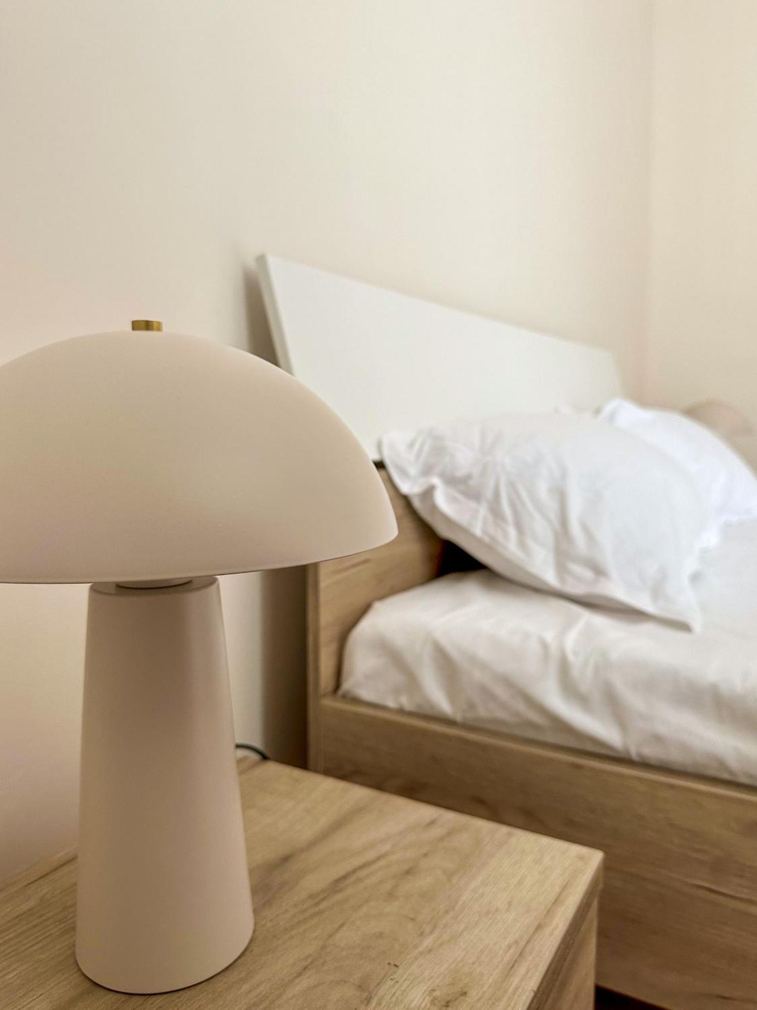 Serenity House Apartments 锡比乌 外观 照片