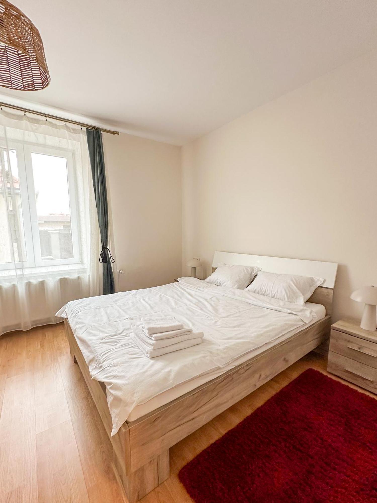 Serenity House Apartments 锡比乌 外观 照片