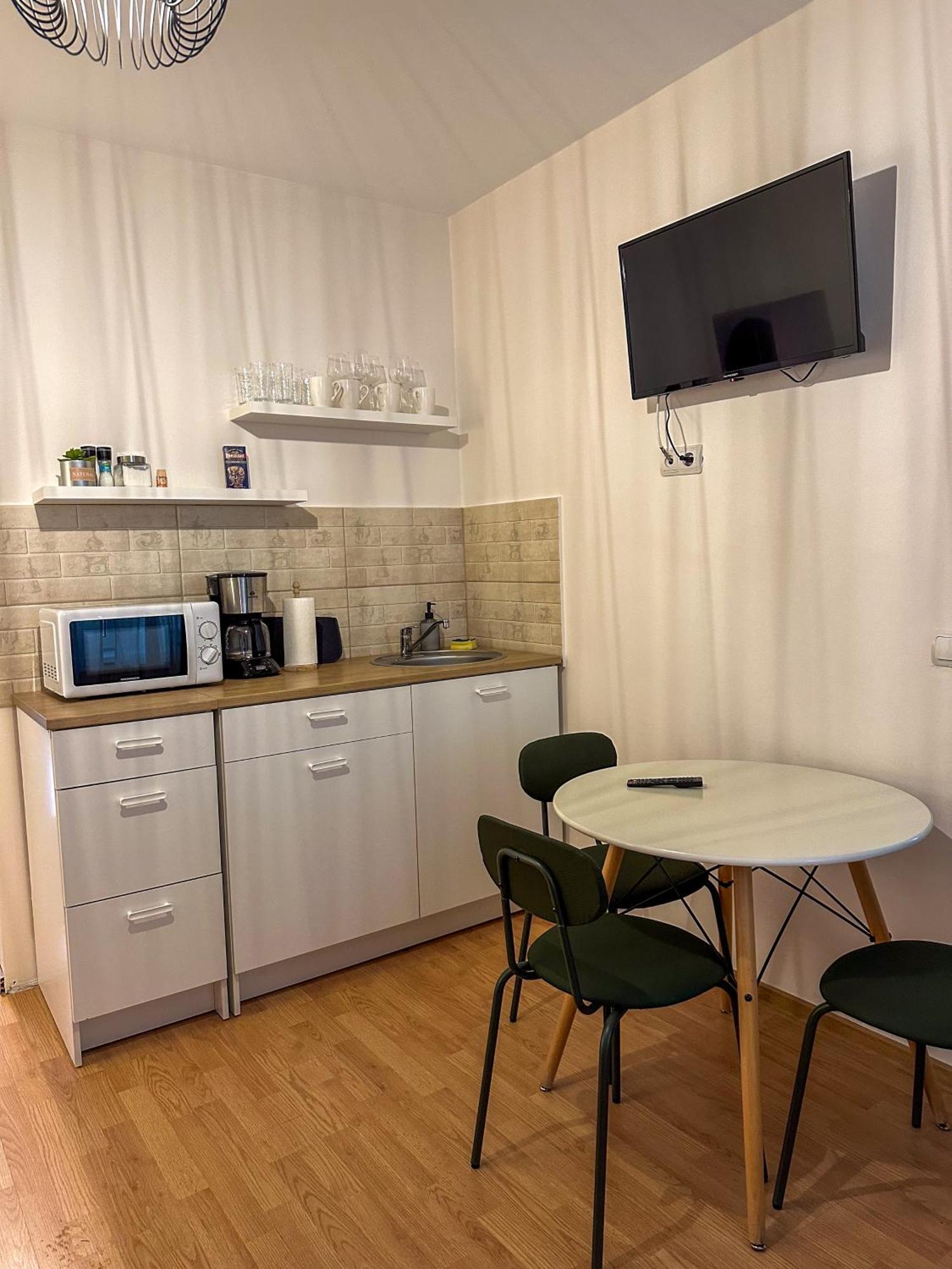 Serenity House Apartments 锡比乌 客房 照片