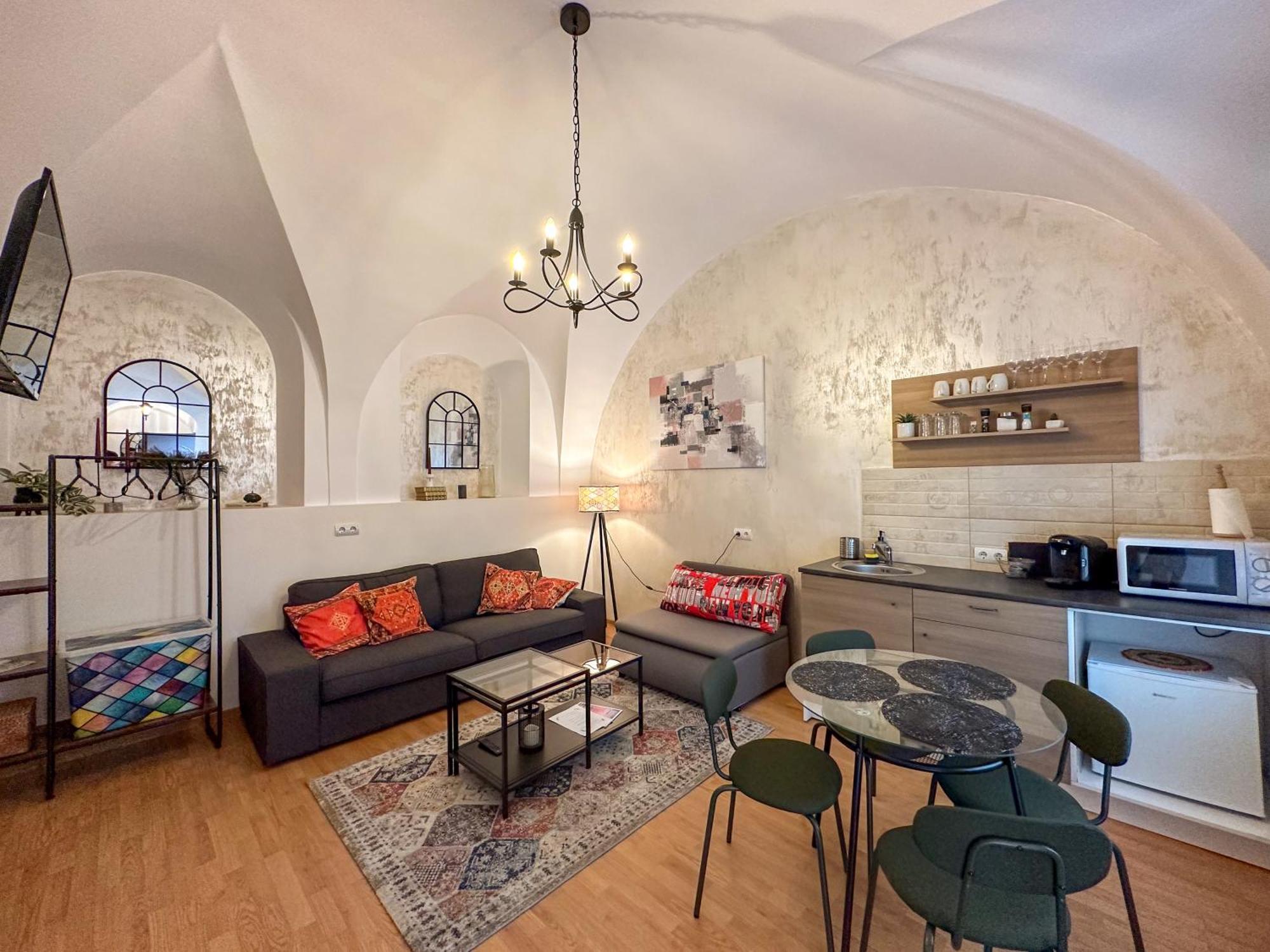 Serenity House Apartments 锡比乌 外观 照片